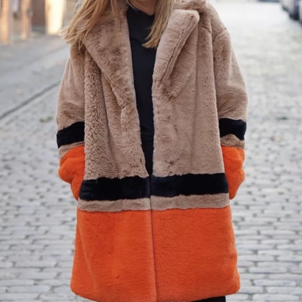 Women Winter Faux Fur Teddy Coat From Inwear Denmark Size 42/US14 NWT